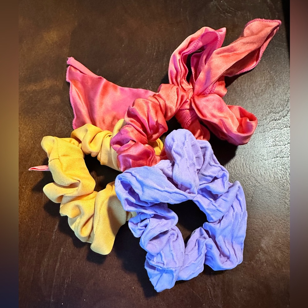 Set of 3 Scrunchies by Dew Edit and Booty by Brabants